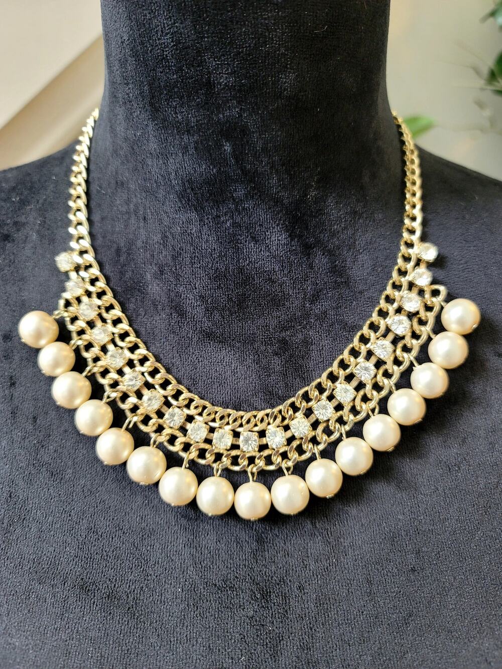 Vintage Gold Tone Faux Pearl Rhinestone Chain Bib Statement Necklace Glam